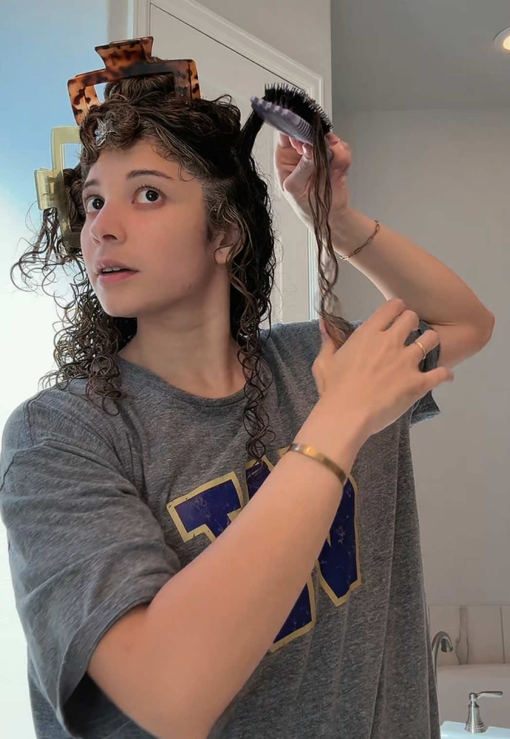 @curlycurlygirly