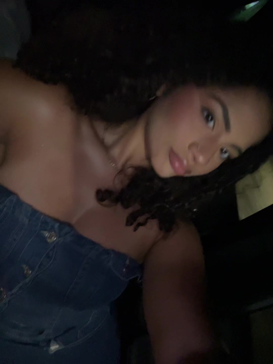 @KiannelyOfficial