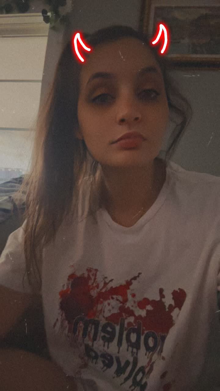 @Lil shadow 🥀🖤💋🖕🏻