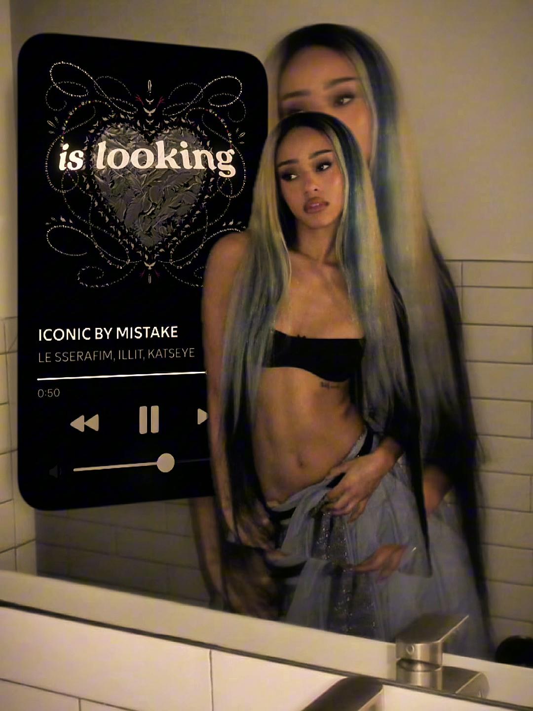 @Katspink
