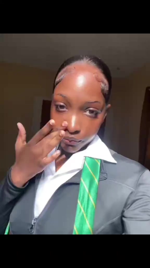 @Fineshyts of🇯🇲