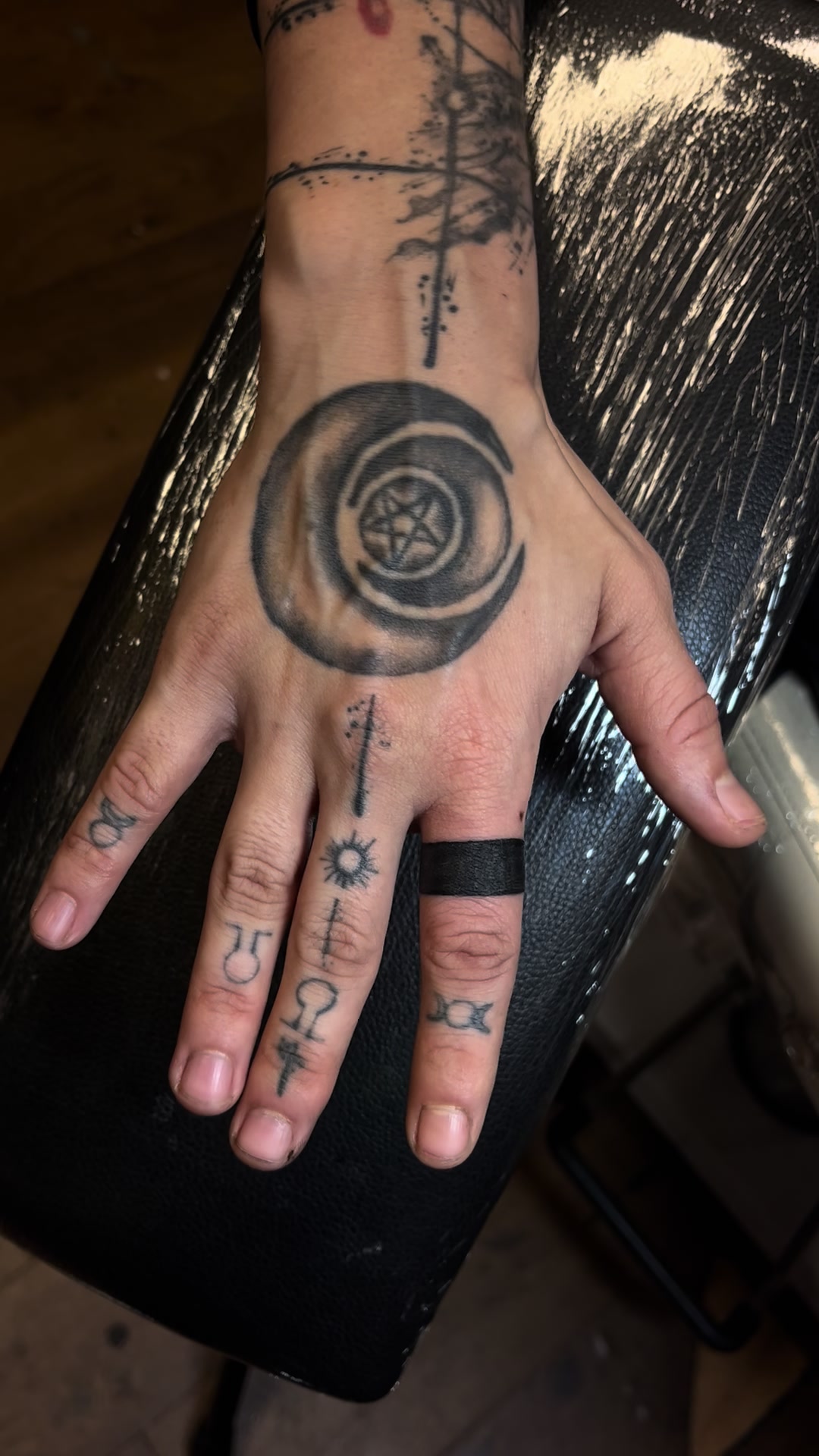@haze_ink_