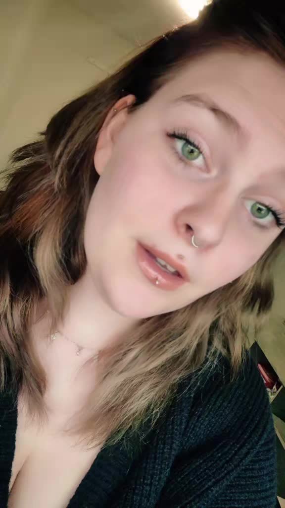 @Nini_TrifftNix
