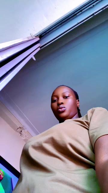 @Wild-Bea 26🦋🇷🇼🇺🇬
