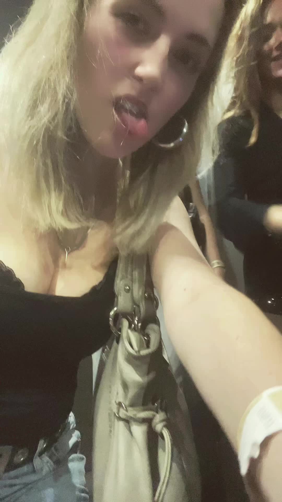 @kathyy.bs