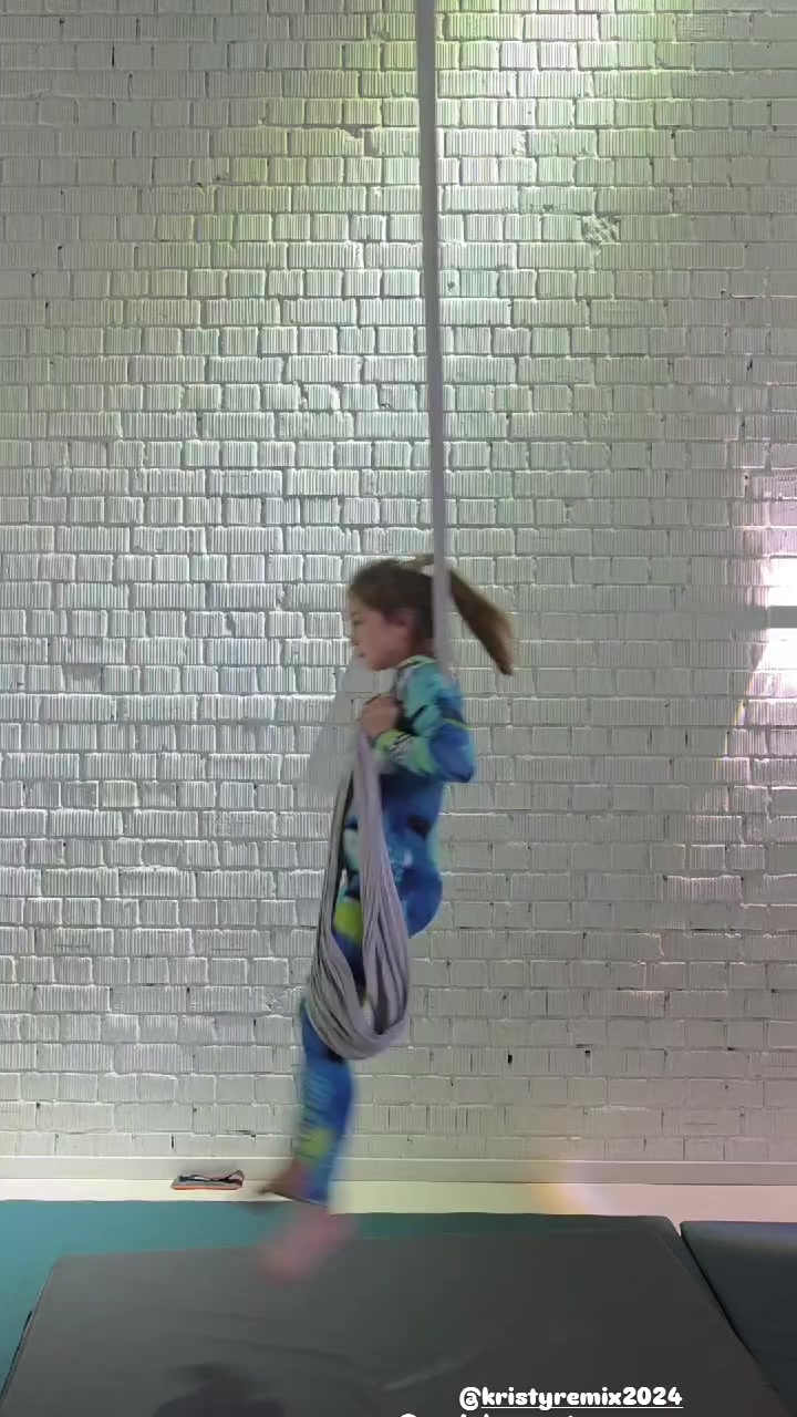 @Aerial Kris🤸&zwj;♀️