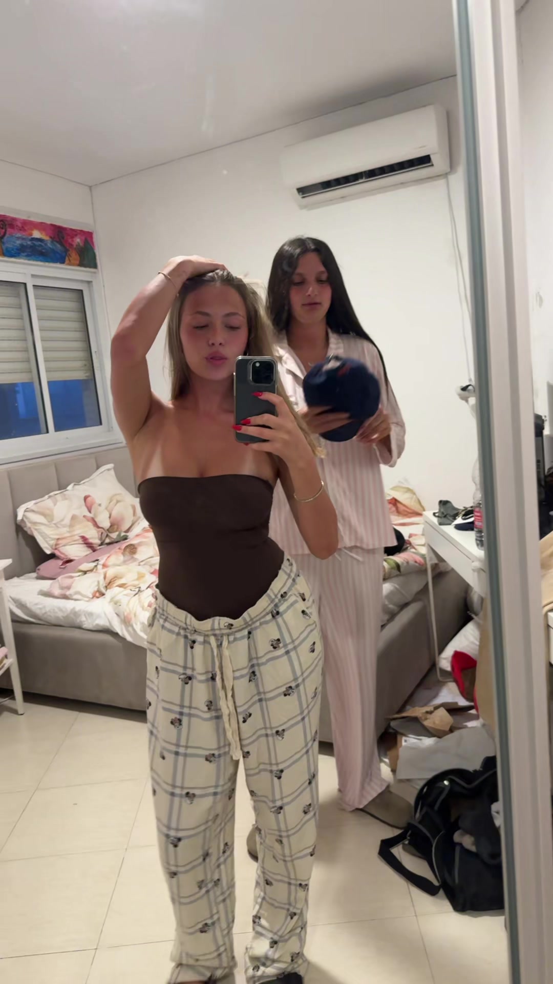 @neomi.caoduro