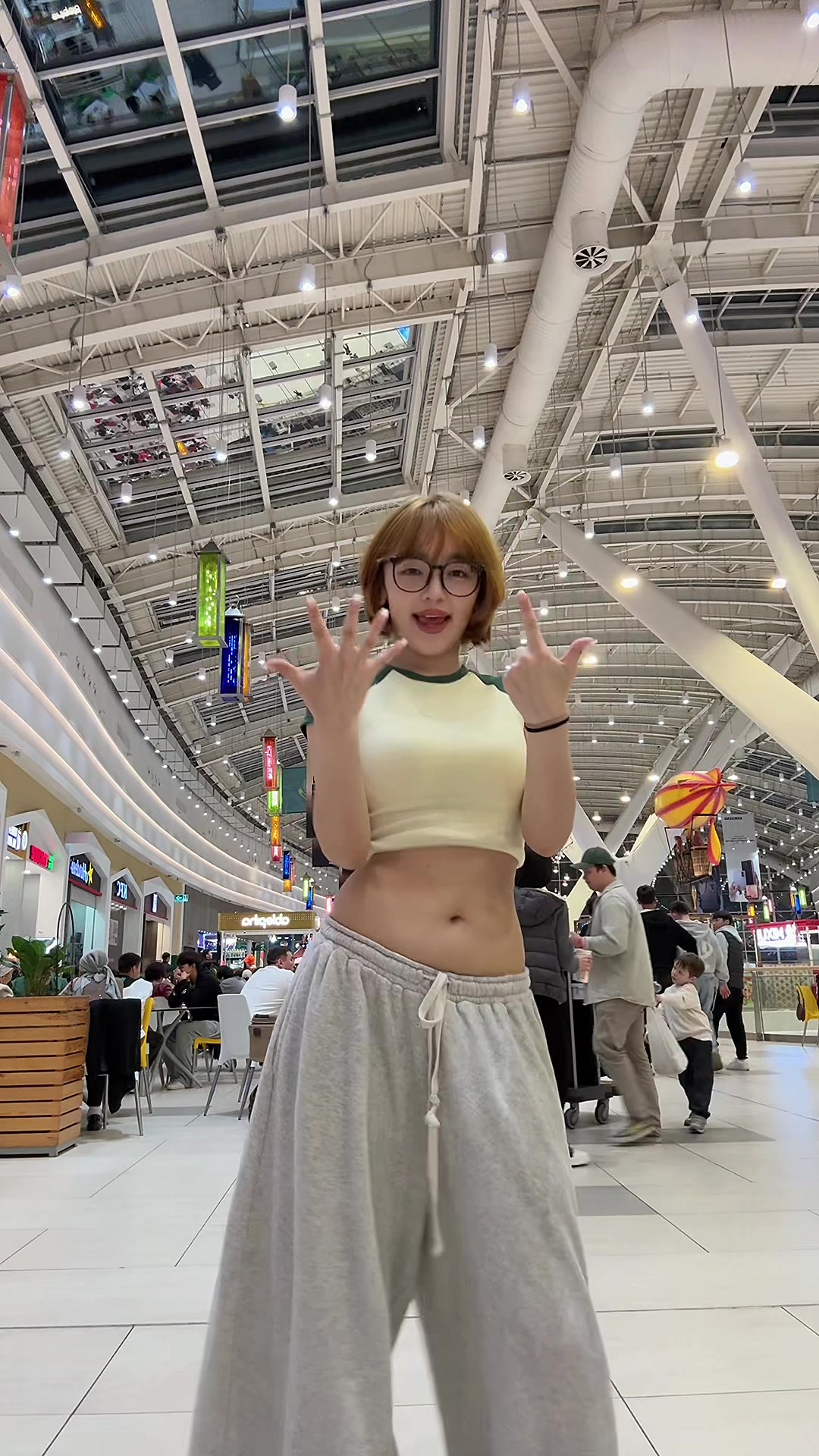 @Aiconic