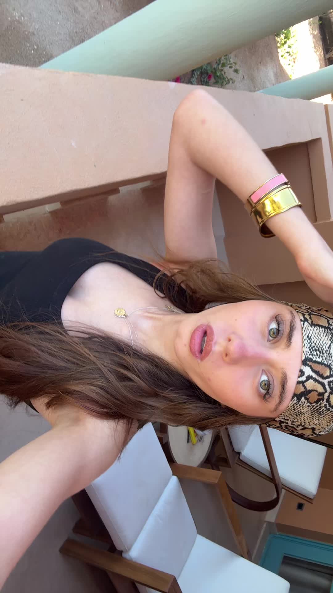 @t0va_gqt