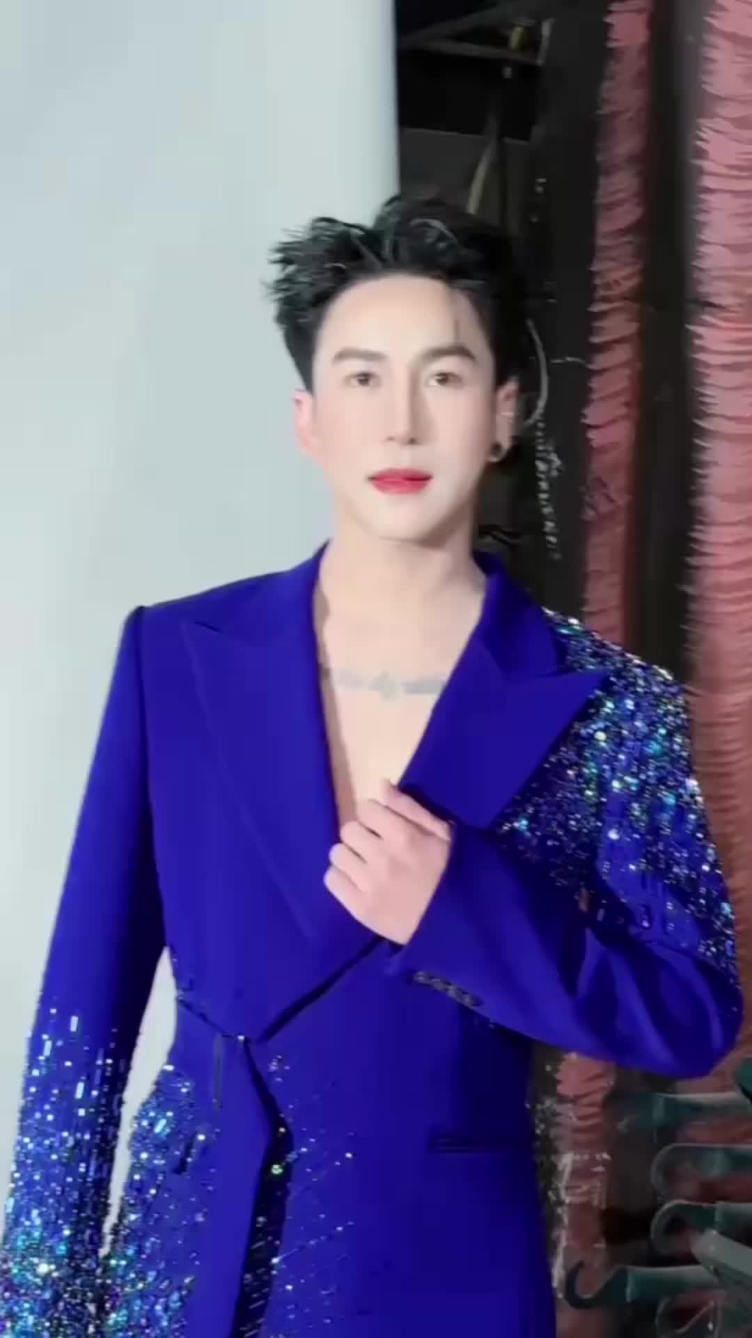 @Pongsagorn Saenpakdee