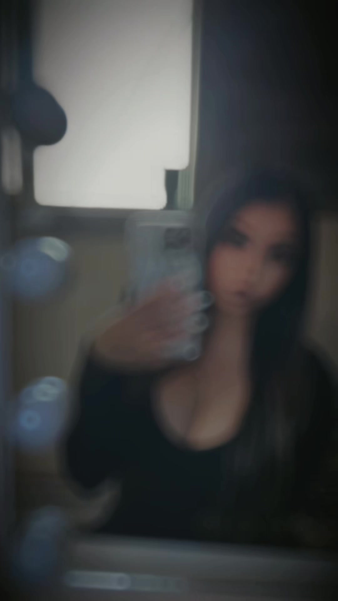 @_alyscott_