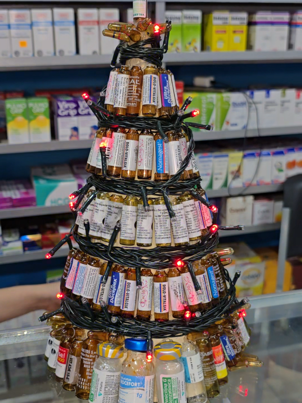 @Farmacia Sina&iacute;/Pantasma