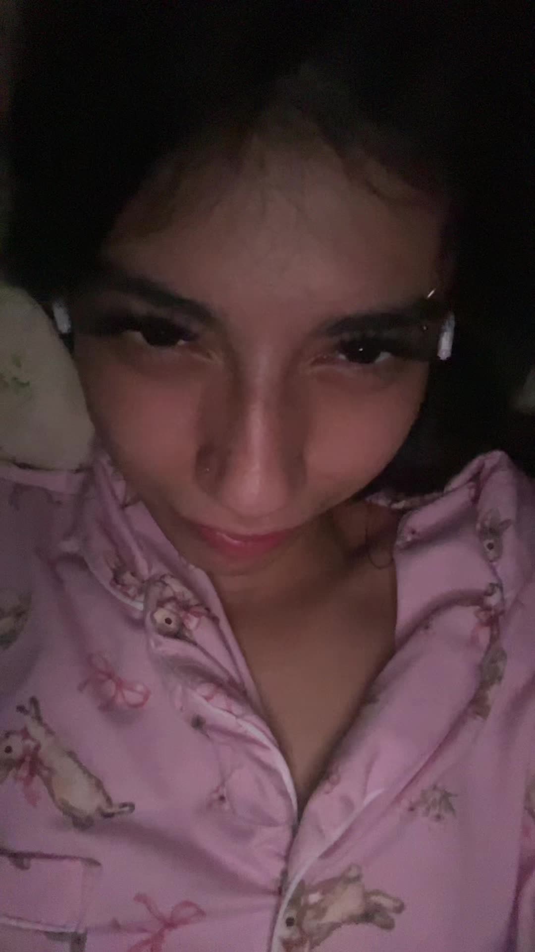 @*•*