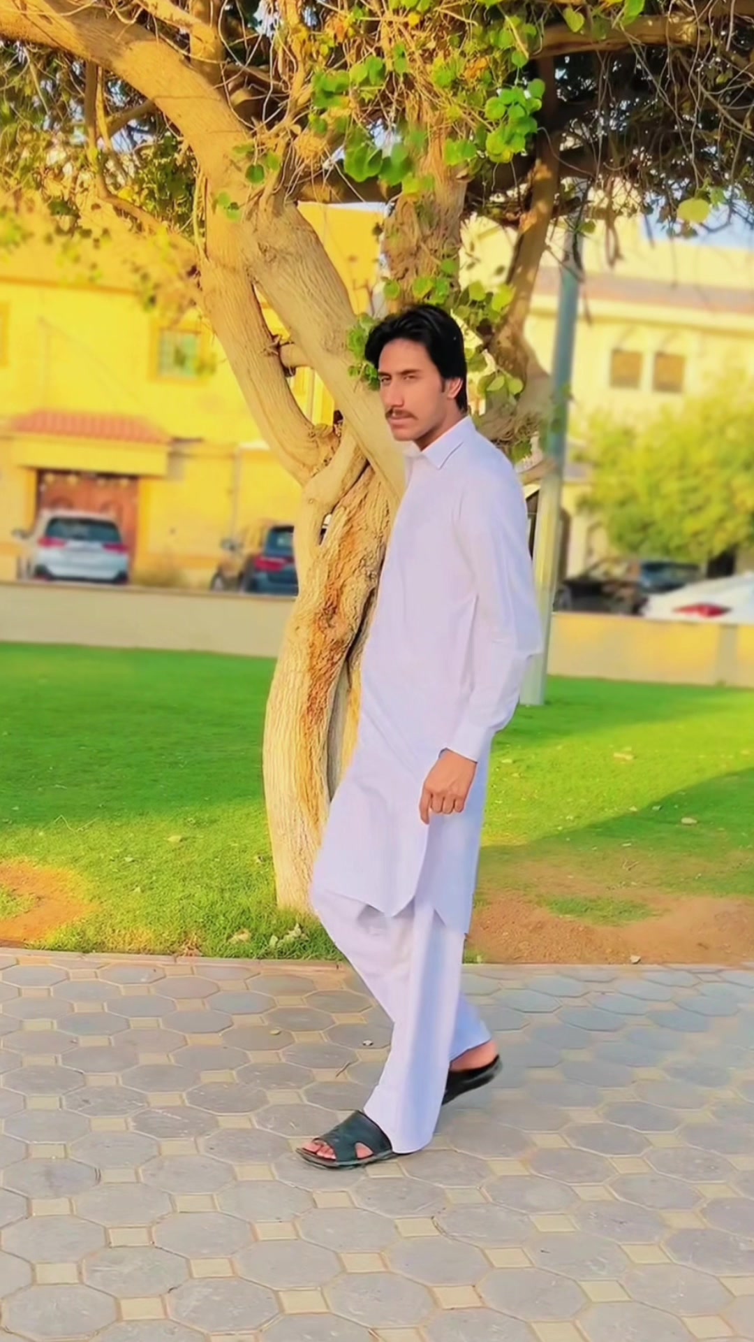 @qaisar_abbass06