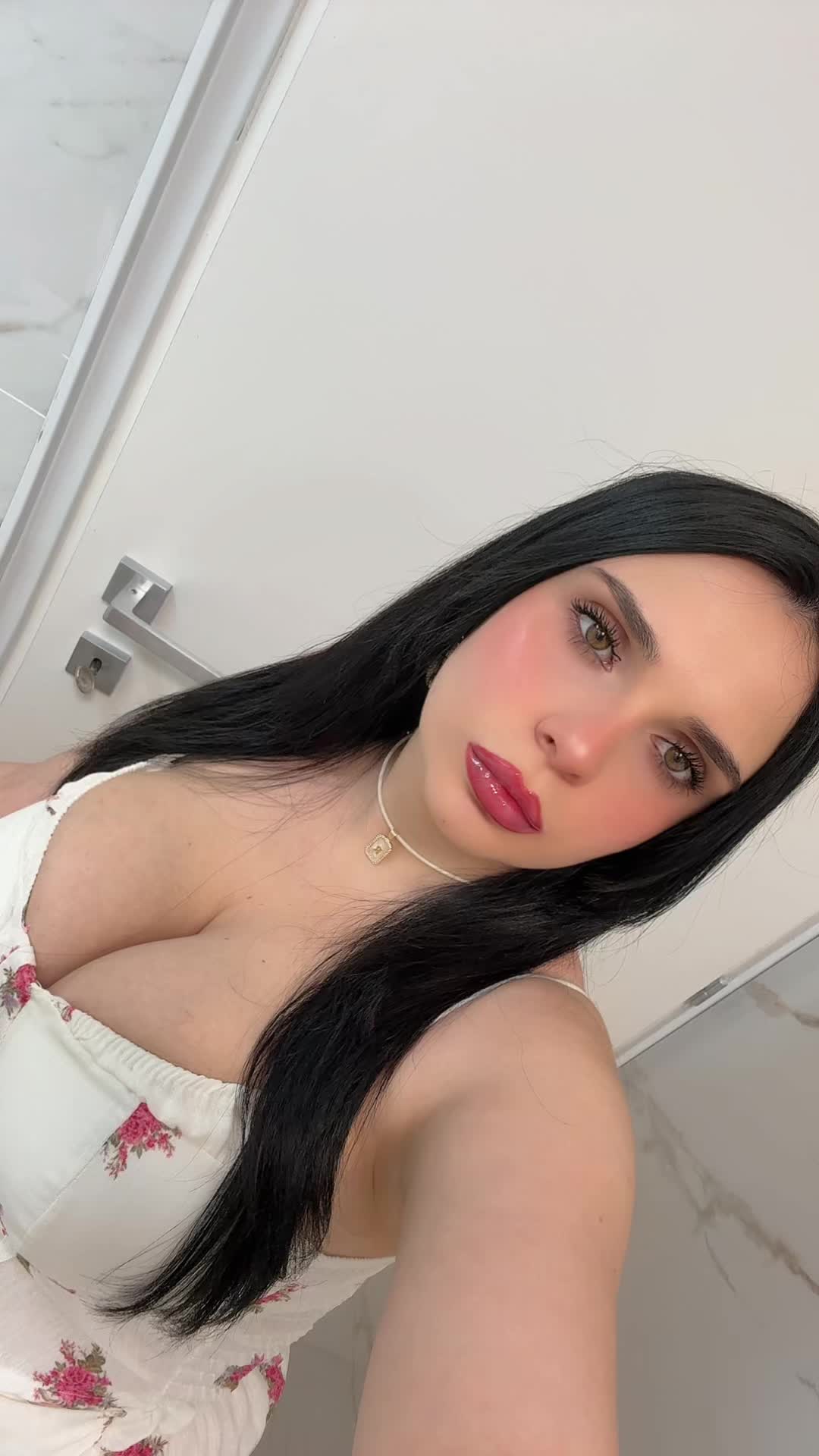 @-rosypalmentieri02-