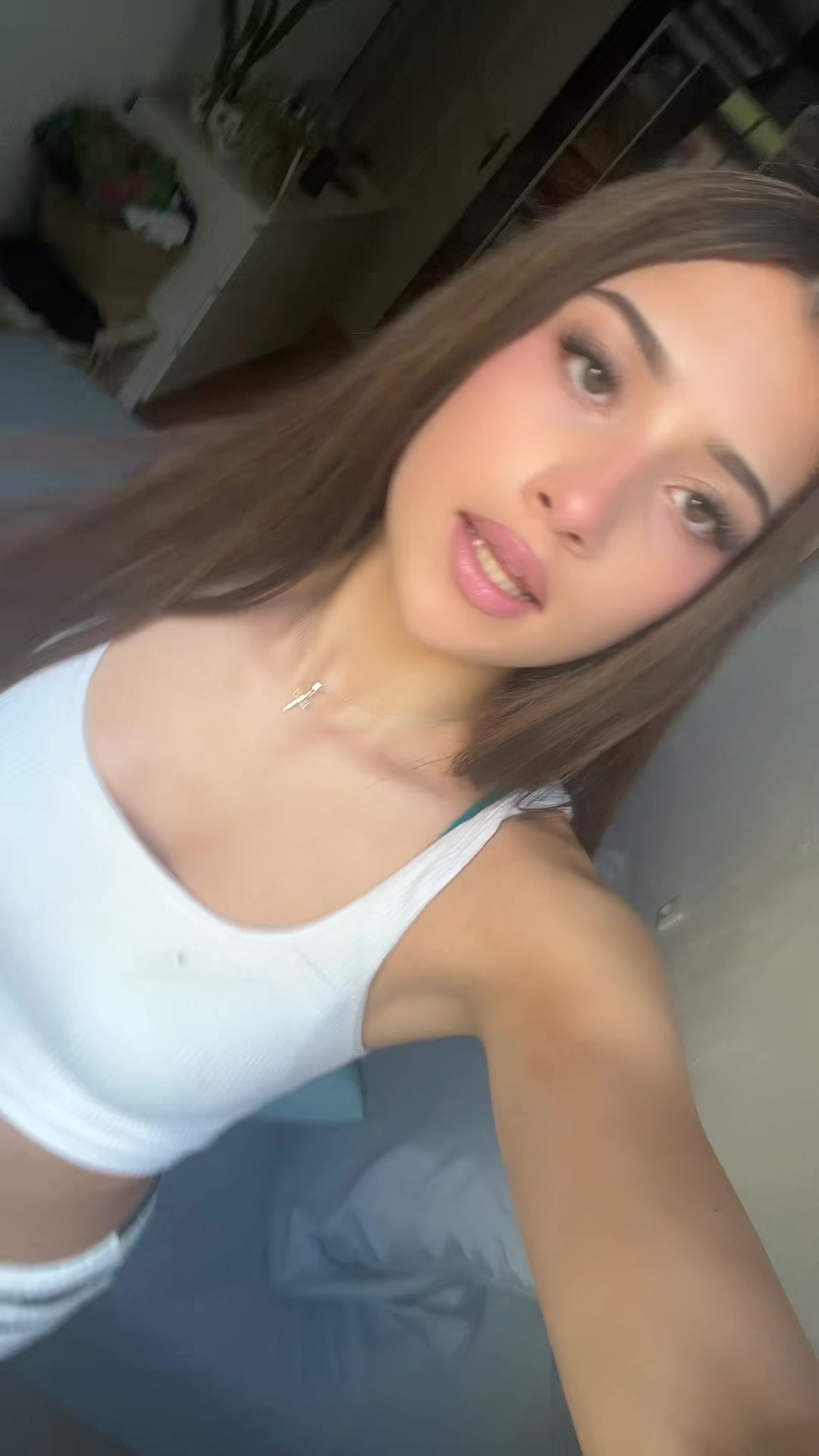 @Lola_cola