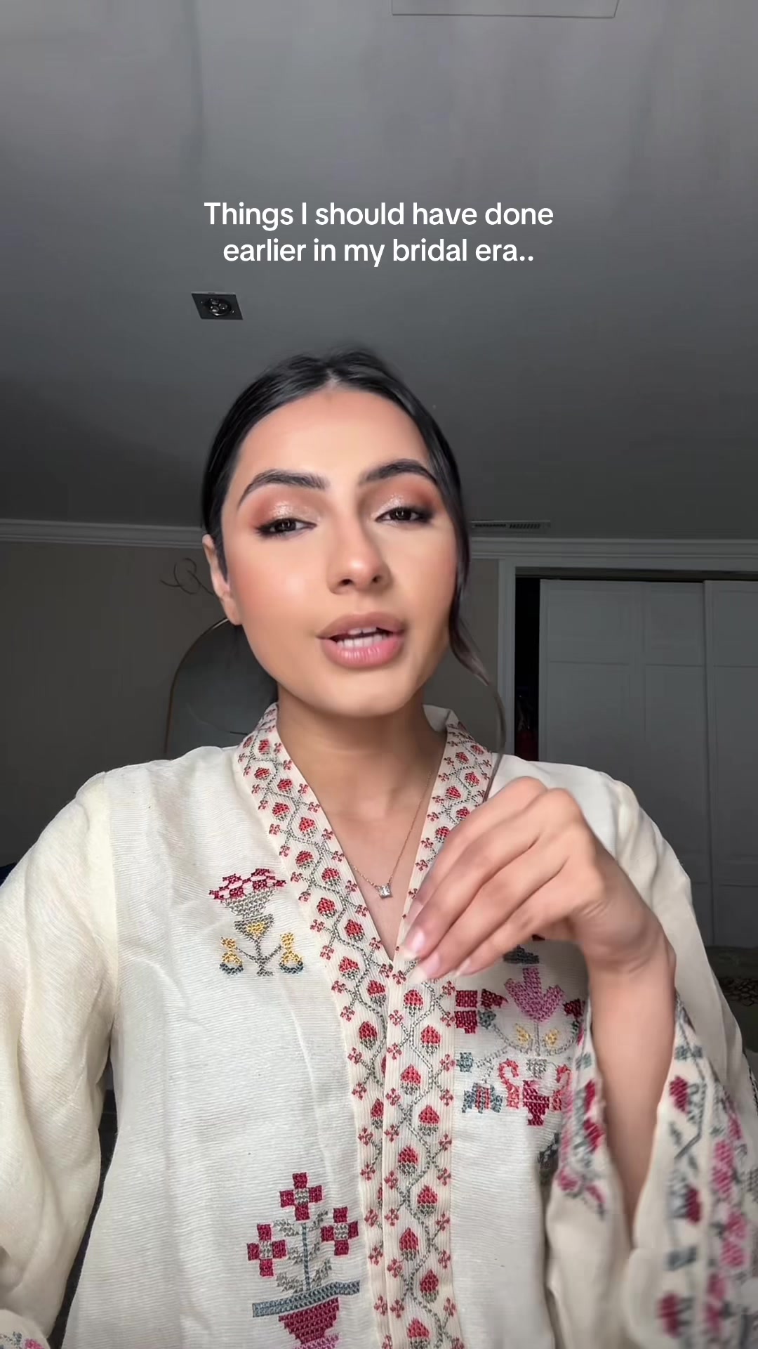 @HenaMokaria