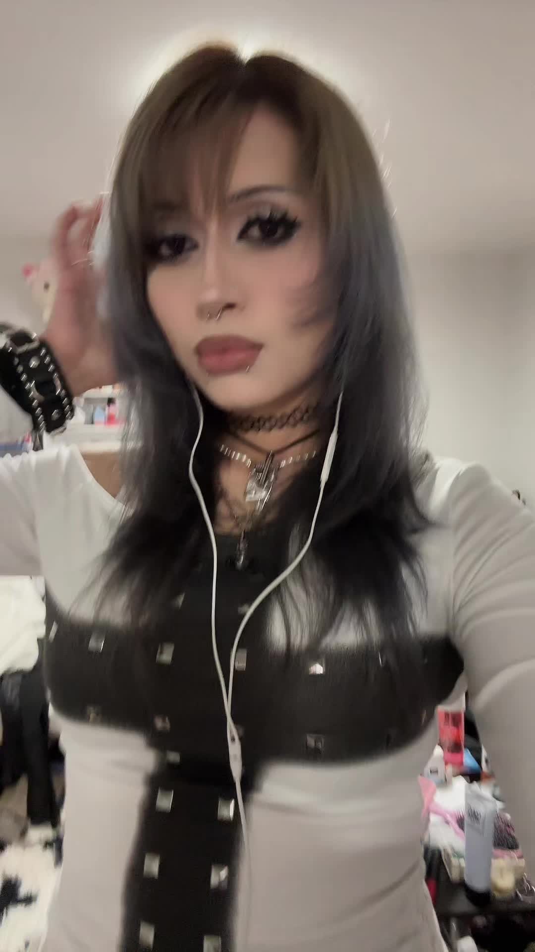 @๐
๐๐๐๐ ๐๐