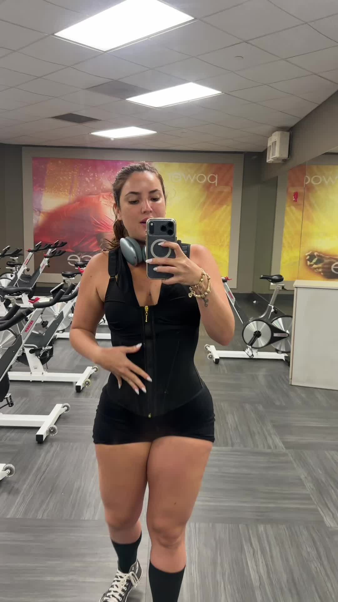 @Yessica fundora