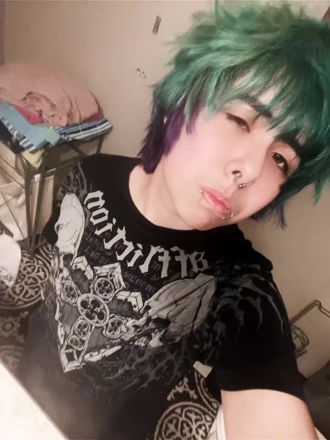 @☣︎𝔄𝔫𝔤𝔢𝔩