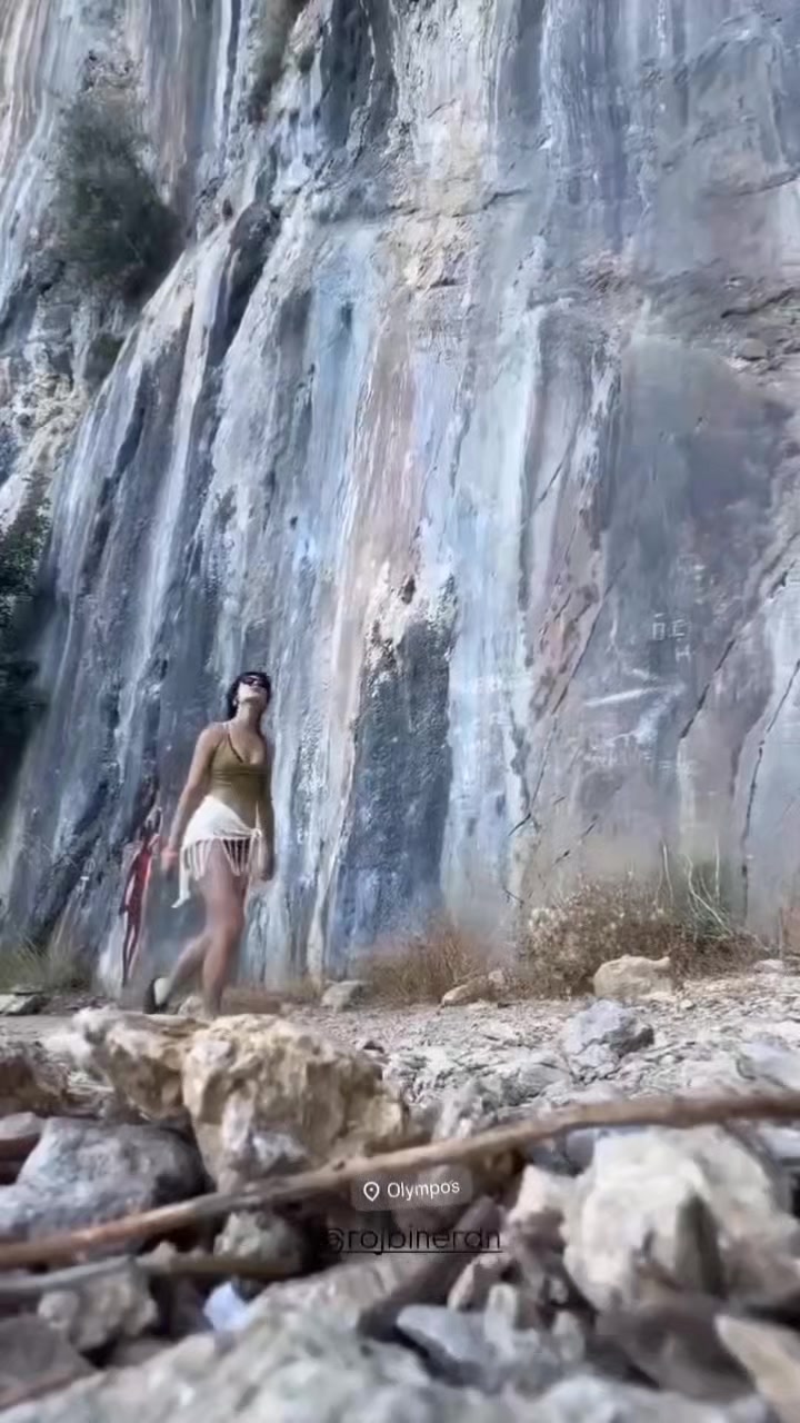 @02