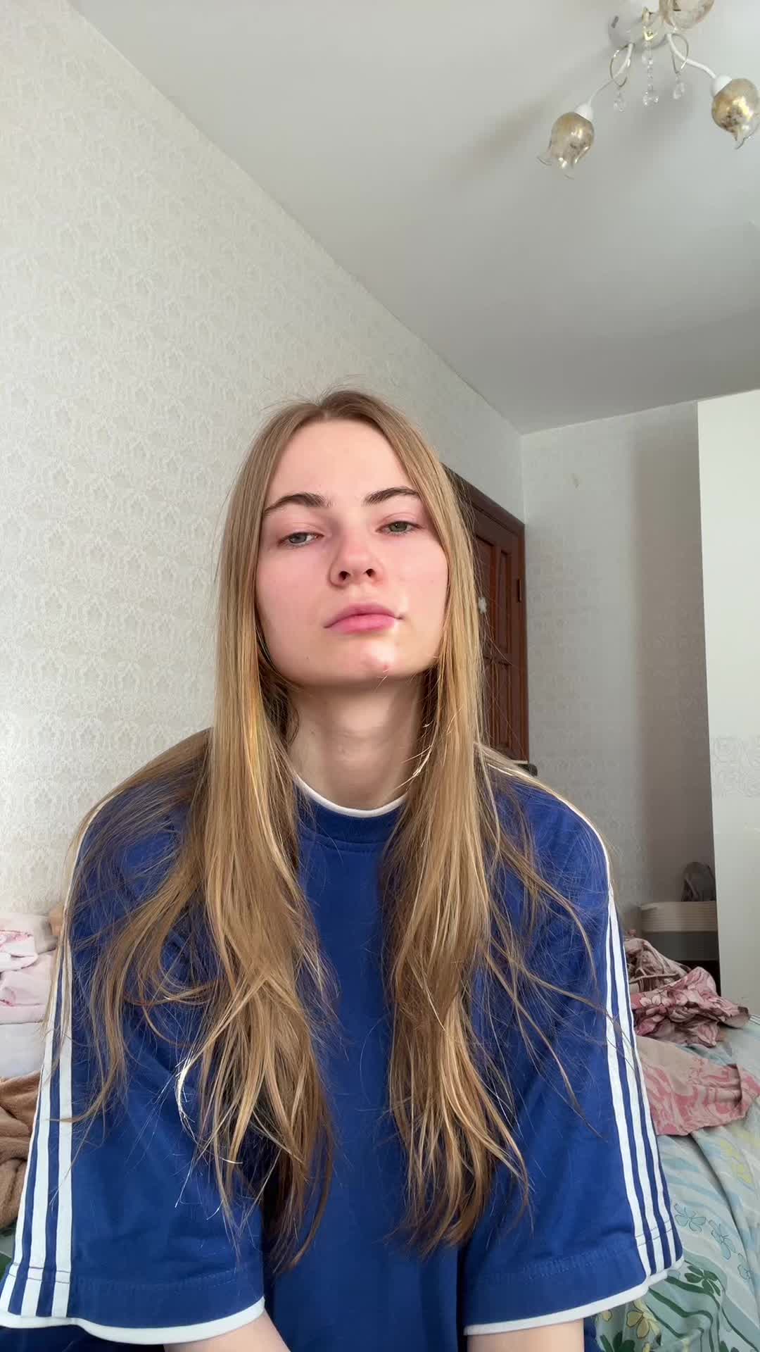 @тгк: Юля покоряет мир