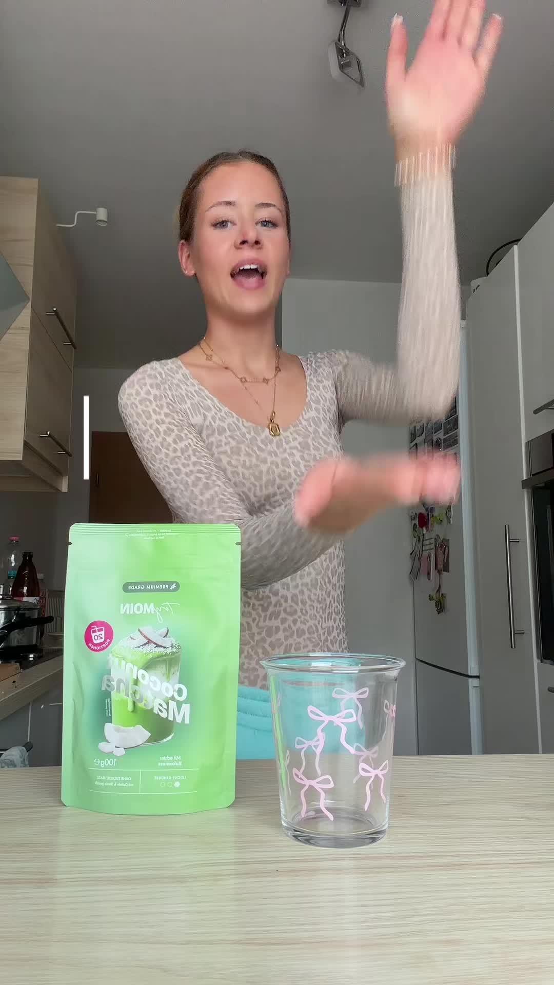 @lauraa_lckk