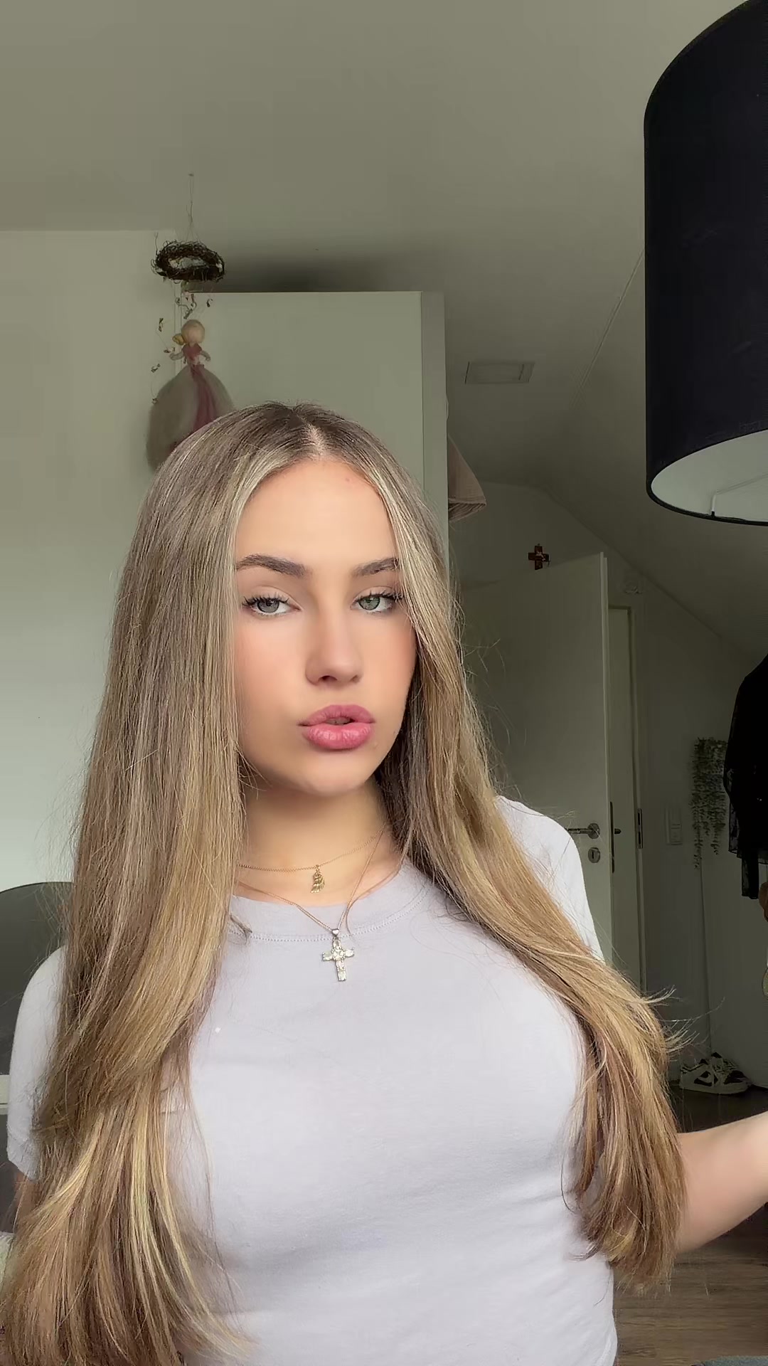@Sophia