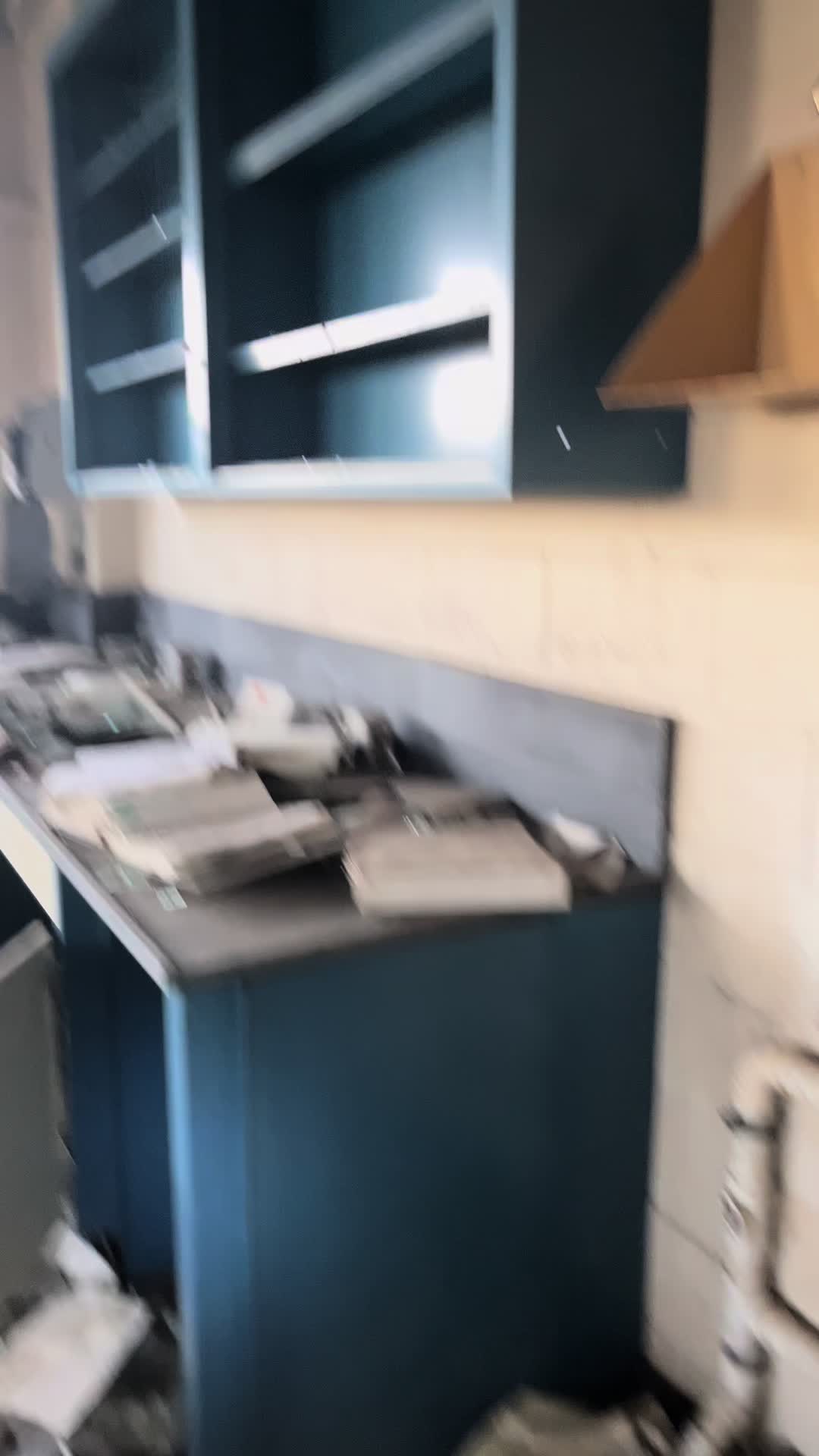 @shitfart__