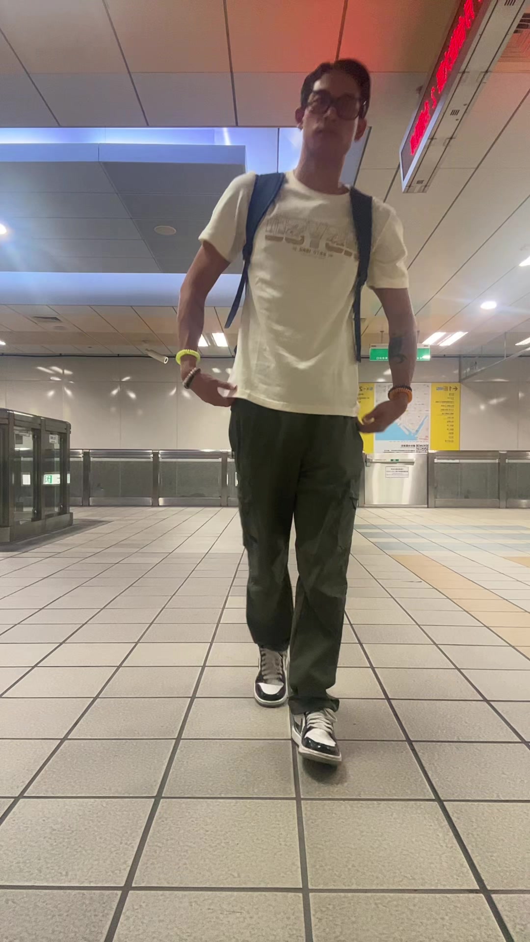 @Hype_Boy888 ๐