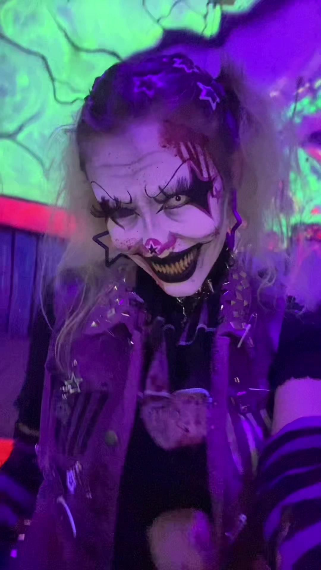@✰Ditzy The Clown✰