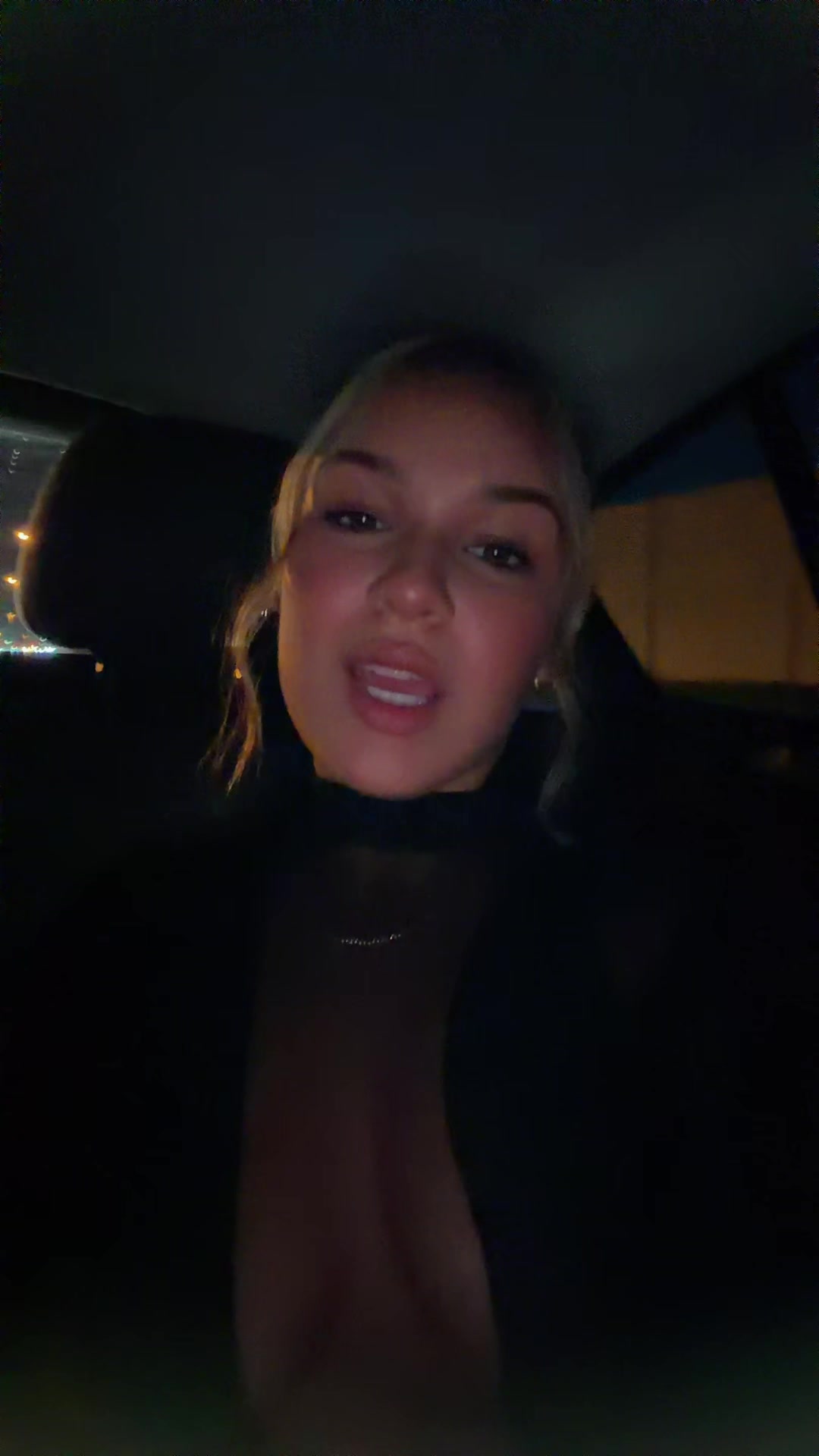 @melowelo