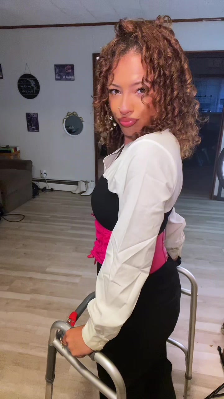 @Aaliyah