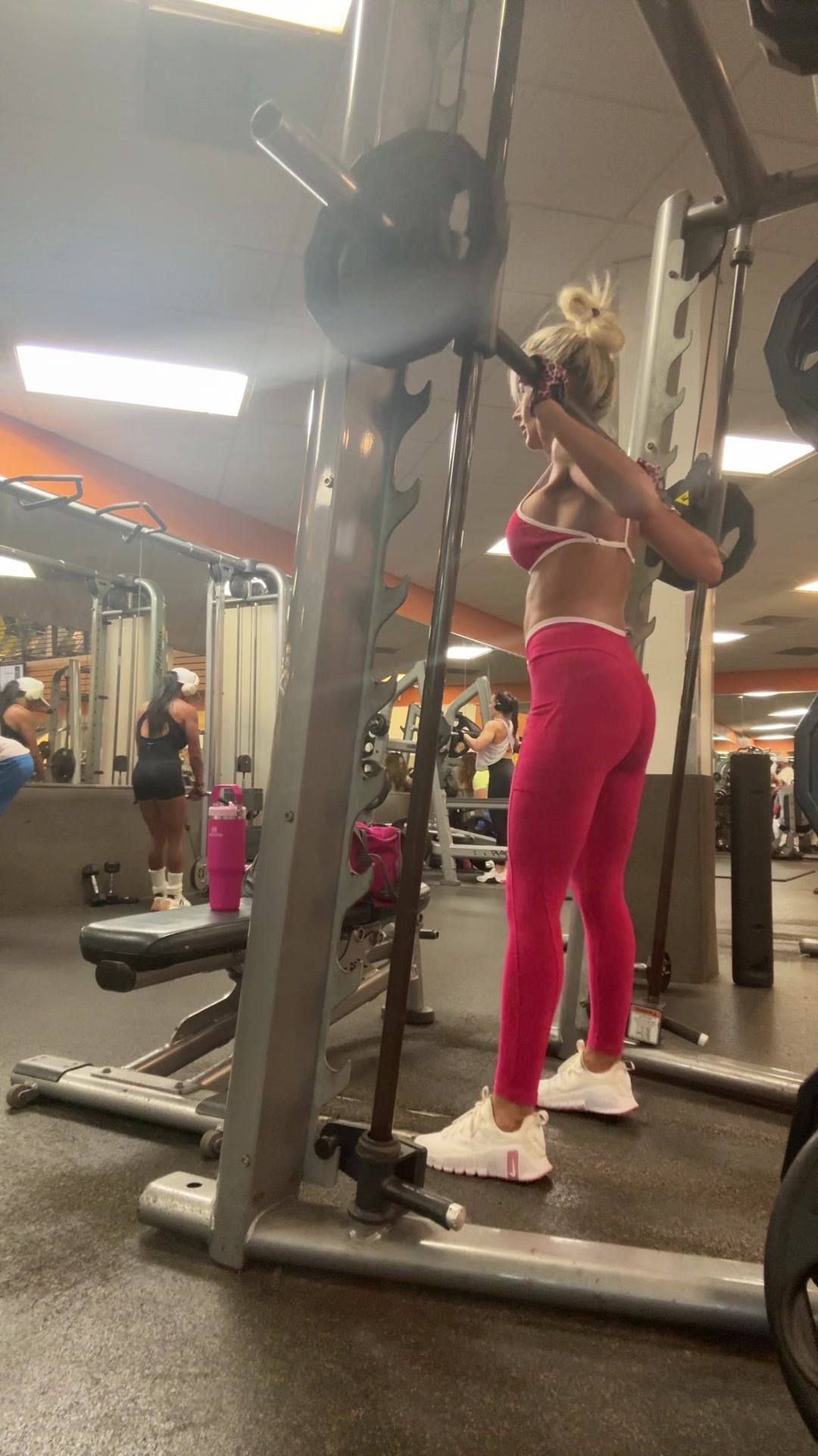 @fitnesschloe1