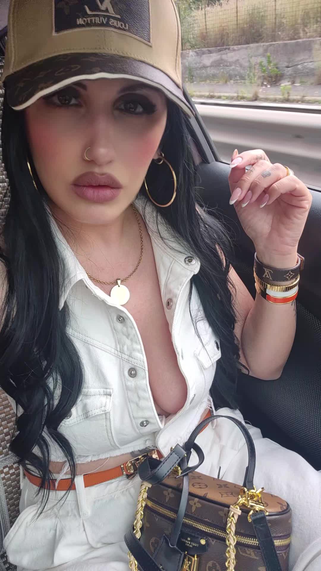 @Desir&egrave;e Ragusa