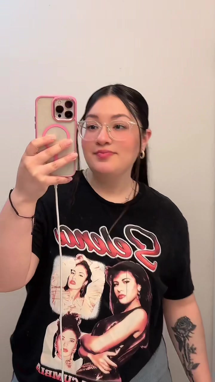 @𝓝𝓪𝓷𝓬𝔂 🎀✨