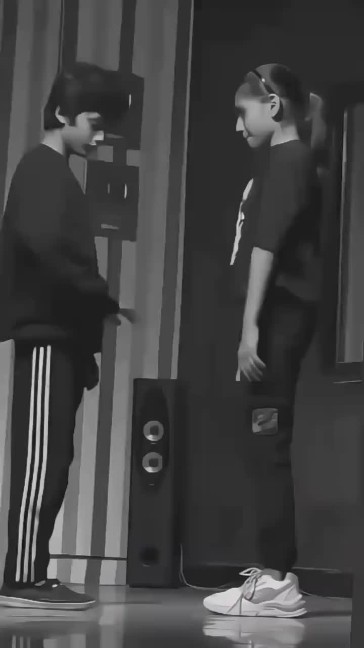 @🥀 𝑩𝒓𝒐𝒌𝒆𝒏 𝑩𝒐𝒚 🖤