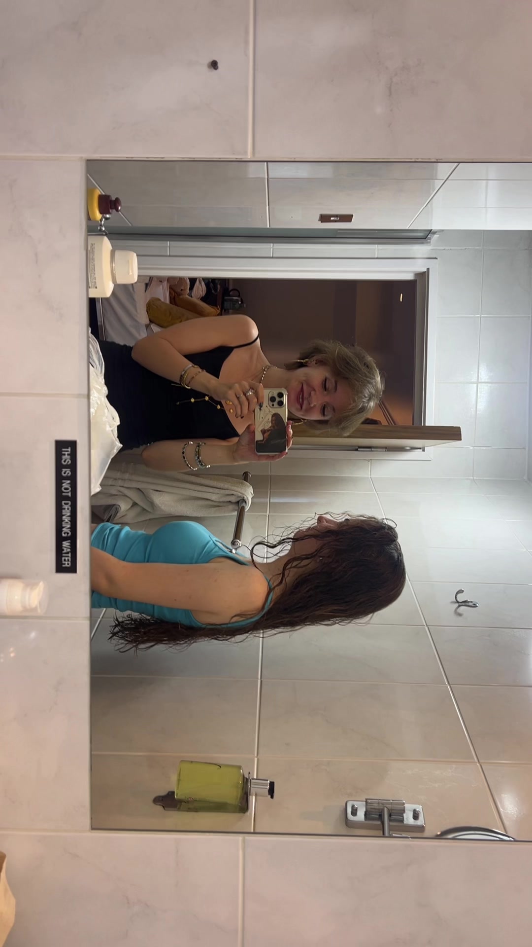 @Lia