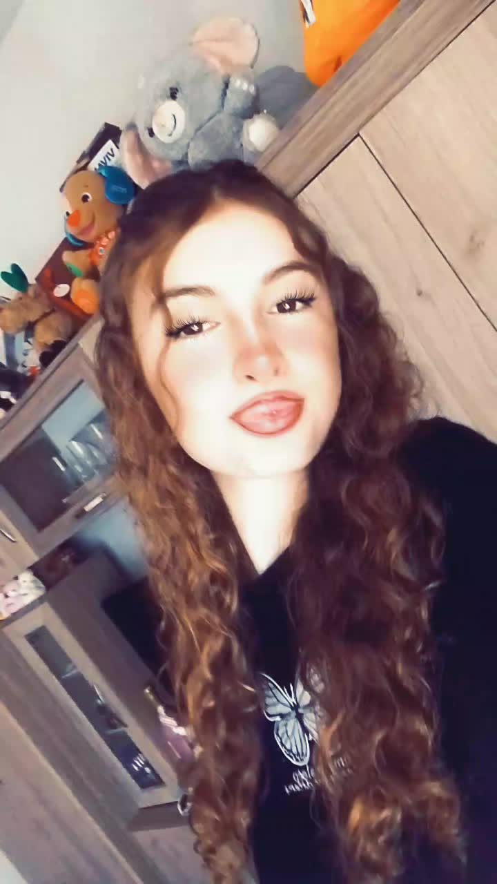 @💮Simona 💮