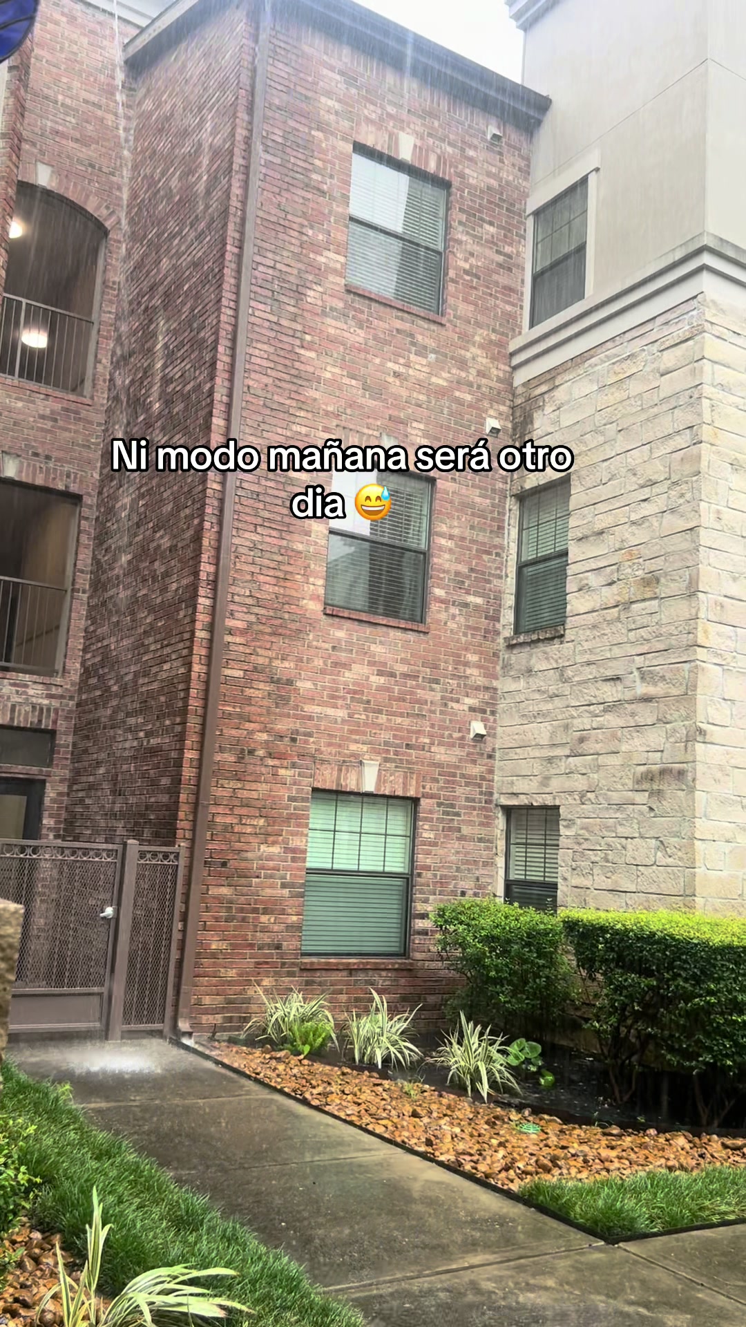 @𝙇𝙊𝙍𝙀𝙉𝘼 𝙂𝘼𝙇𝙑𝙀𝙕ᥫ᭡