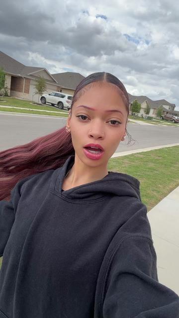 @LYRĪC 🧚🏽♀️