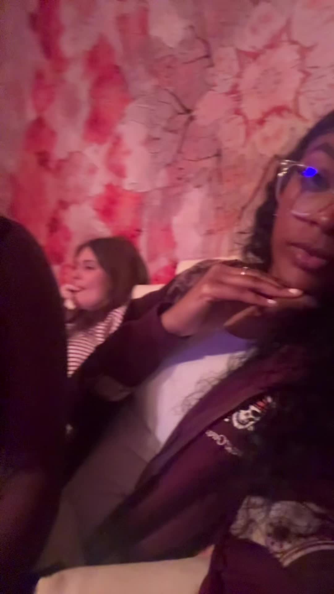 @niya🎆