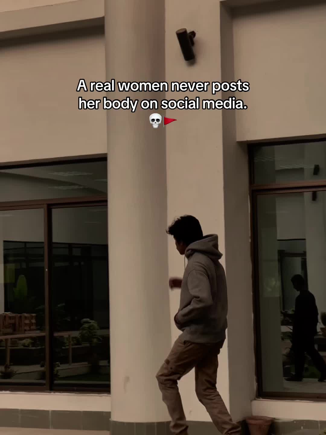 @<3