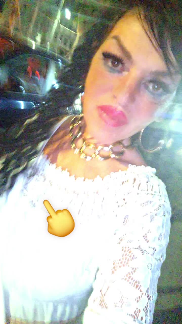 @melina105
