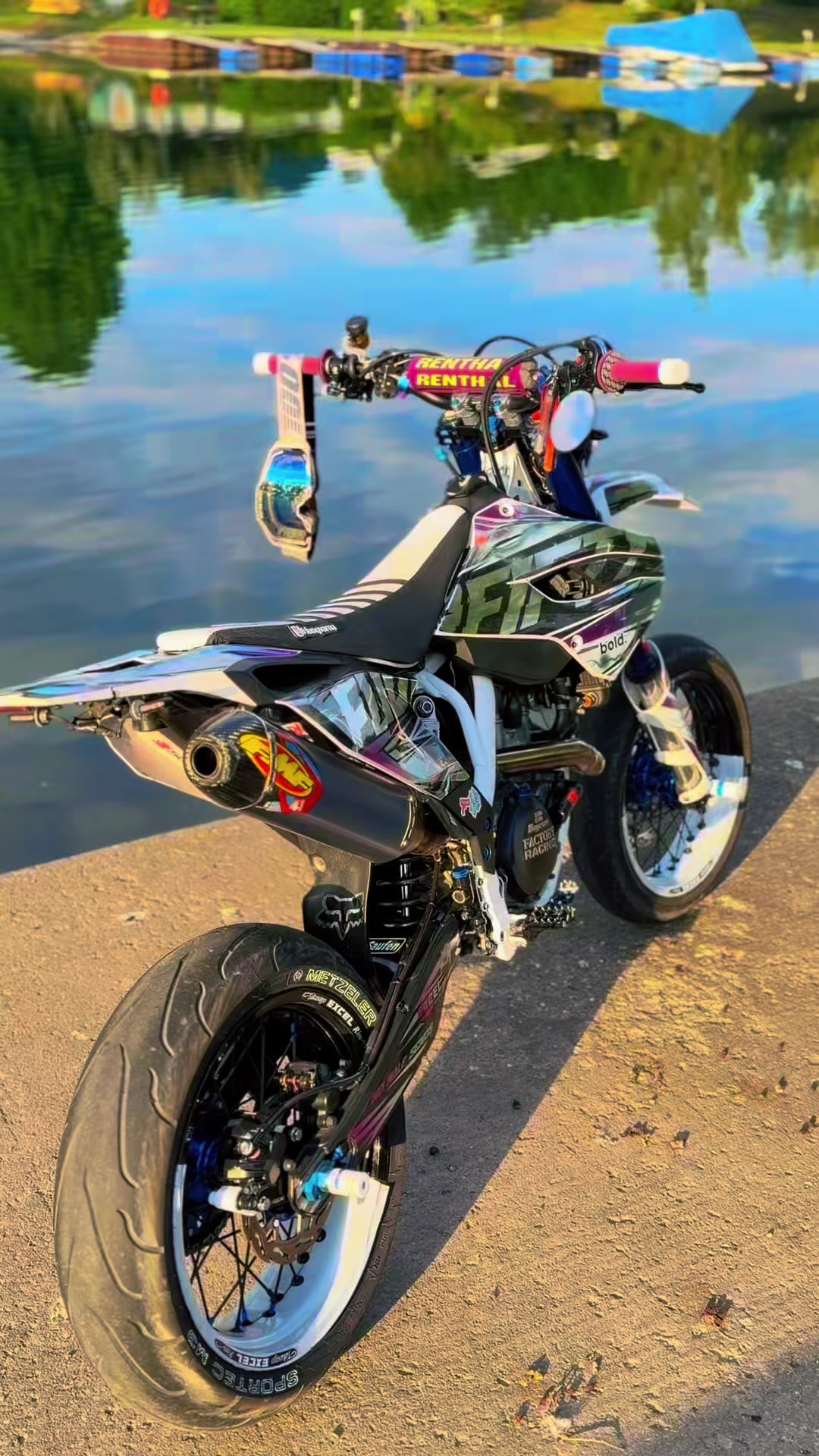 @Joni_moto