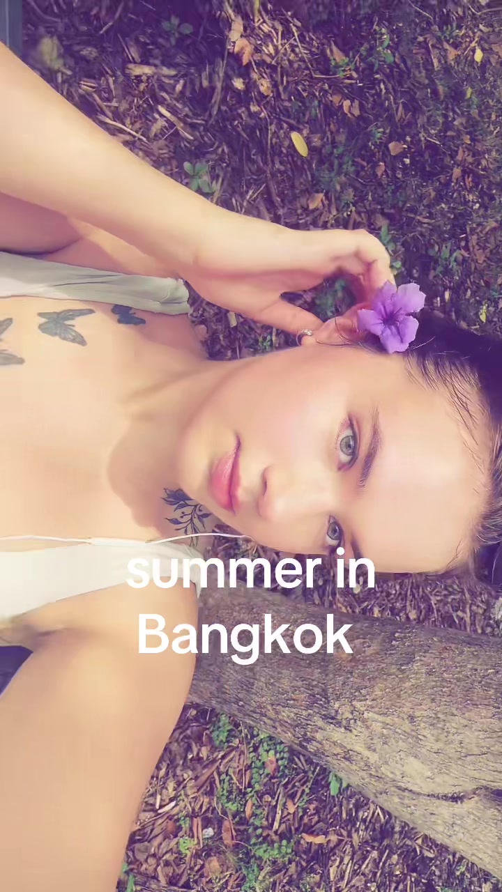 @Hannah the ๐