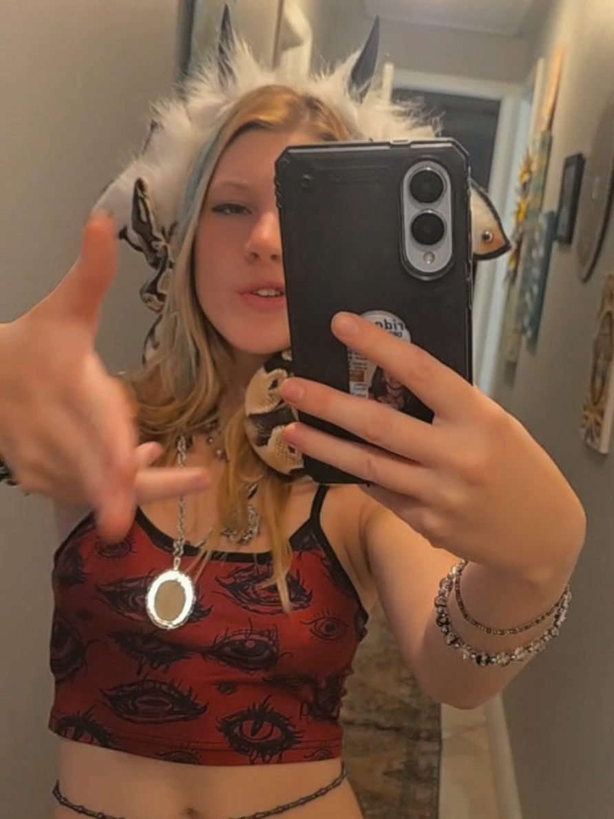 @Jaylee_exists