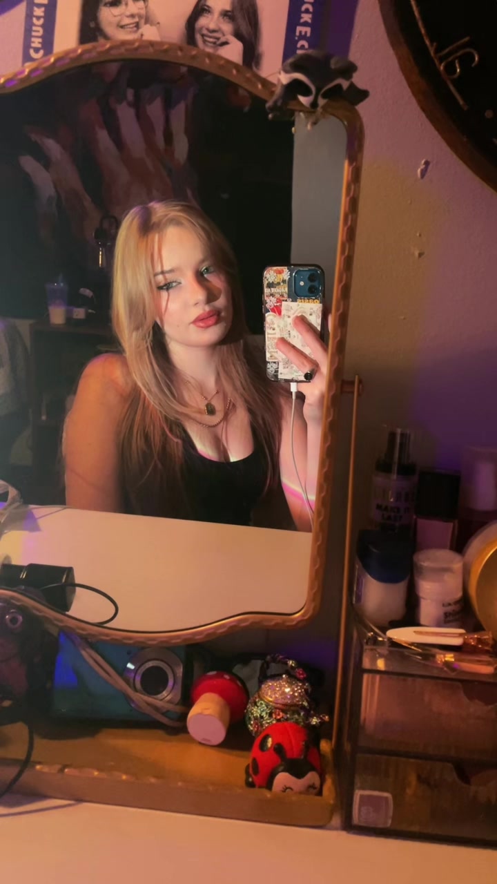 @urfavblonde69