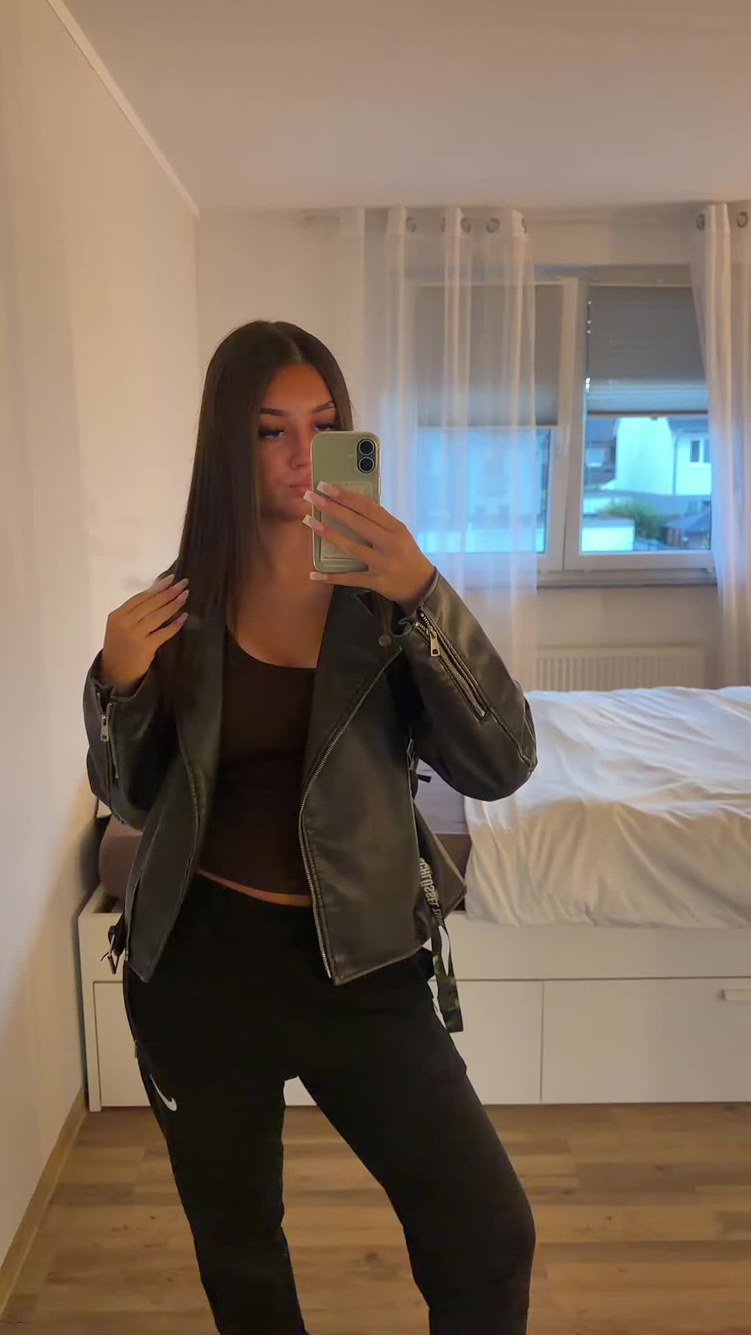 @🍈