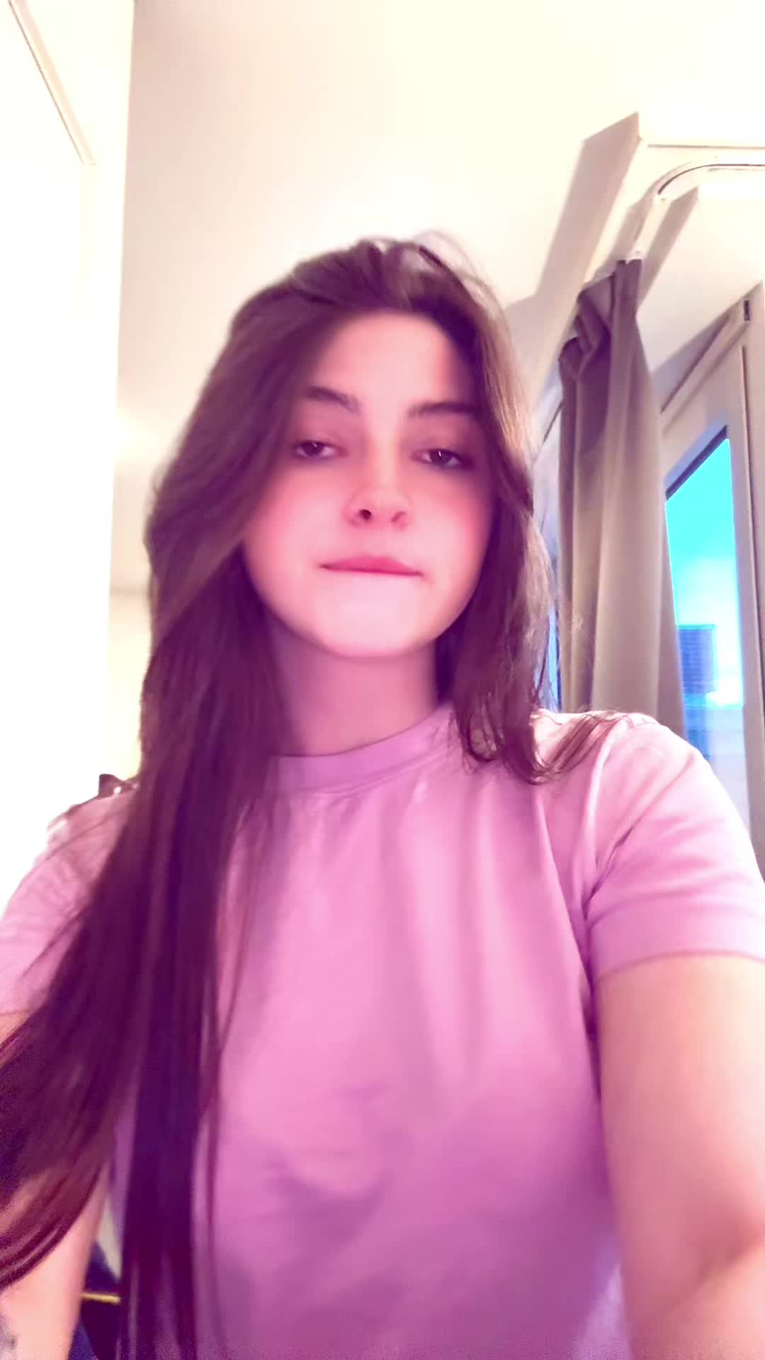 @vanyatje